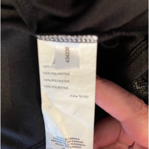 On or off shoulder flowy top - Picture 7 of 7